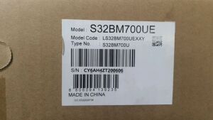 Samsung 32-inch M7 UHD Smart Monitor LS32BM700UEXXY - 3