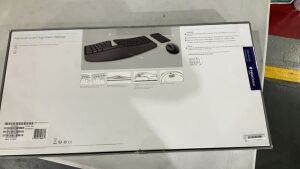Microsoft Sculpt Ergonomic Desktop Wireless Keyboard + Mouse Combo L5V-00027 - 3
