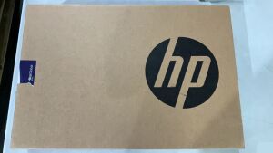 HP 14-inch Athlon-3020E/4GB/128GB SSD Laptop - SIlver 6W4H8PA - 2