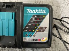 Makita Plunge Router & Battery Charger - 8