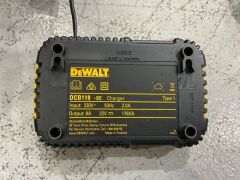 Dewalt 12/18v Compact Bluetooth Jobsite Radio and Accessories - 10