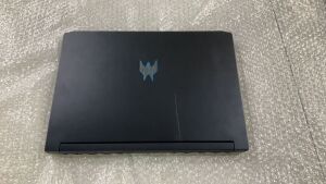 Acer Predator Triton 500 15.6-inch i7-10750H/16GB/512GB/RTX2080 SUPER 8GB Gaming Laptop NH.Q6WSA.001 - 2