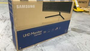 Samsung 32-inch 4K Ultra HD Curved Monitor LU32R590CWEXXY - 4