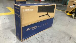 Samsung 32-inch 4K Ultra HD Curved Monitor LU32R590CWEXXY - 3