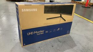 Samsung 32-inch 4K Ultra HD Curved Monitor LU32R590CWEXXY - 3