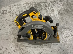 Dewalt Circular Saw Kit - 2