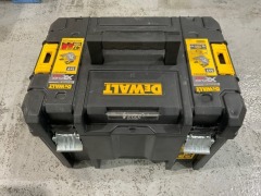 Dewalt Circular Saw Kit - 10