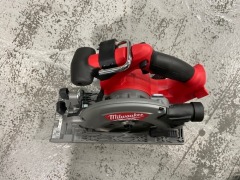 Milwaukee Circular Saw Bundle - 3