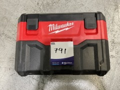 Milwaukee 18V 7.5L Wet/Dry Vacuum M18WDV