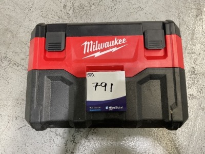 Milwaukee 18V 7.5L Wet/Dry Vacuum M18WDV