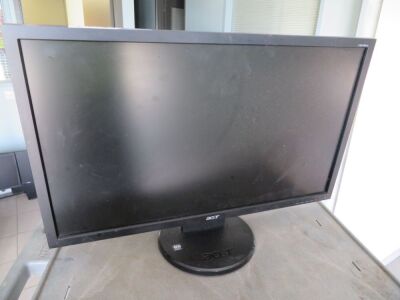 Acer 24: Monitor, Model: V243HL, with power lead