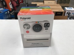 Polaroid Now Autofocus I-Type Instant Camera plus Films - White - 2