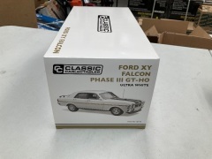 Classic Carlectables Ford XY Falcon Phase 3 GT-HO 1/18 Scale Limited Edition of 1000 - 3