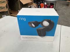 Ring Floodlight Cam Wired Plus - Black - 2