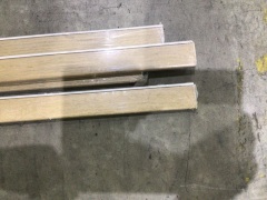 Multiple Floor Mouldings - 19