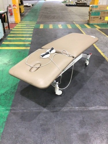 DNL Australian Medical Couches 2510 Examination Couch