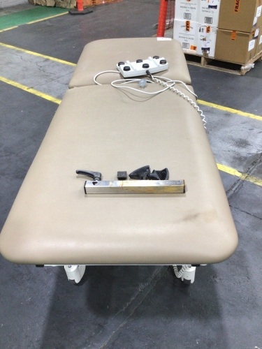 Australian Medical Couches AM2570 Examination Couch