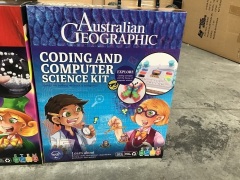 Australian Geographic Coding and Computers Science Kit, Solar System and Magic Science Pack - 5