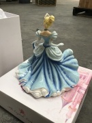 The English Lady Co Disney Princess Figurine - Cinderella - 6