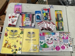 Mixed Lot of Children's Stationery Items (Markers, Books and More) - see photos - 3