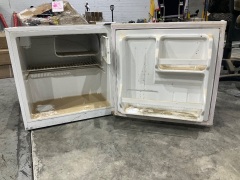 Haier HBF55W Regrigerator - 12