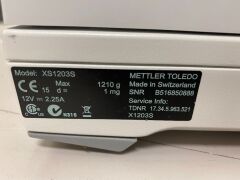Mettler Toledo XS1203S Balance Scale - 2