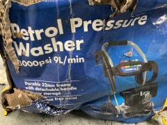 3000PSi 5.5HP Petrol Pressure Washer - 6