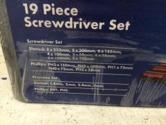 4x 19 Piece Screwdriver Set - 3