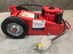 22000kg Air/Hydraulic Operated Trolley Jack (Handle NOT included)