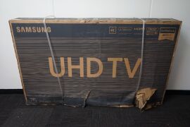 Samsung Series 7 75"4K UHD TV RU7100 - 2