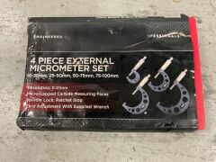 Mixed Box of Tools & Accessories - 28