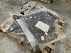 Assorted Floor Mats, Mitsubishi and Holden