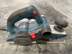 Bosch 850W Planer - 5