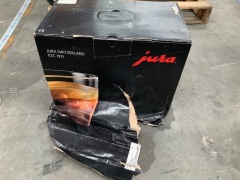 Jura E8 Automatic Coffee Machine - Dark Inox E8INOX - 2