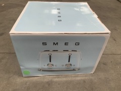 Smeg 50's Retro Style 4 Slot Wide Toaster - Pastel Green TSF03PGAU - 2