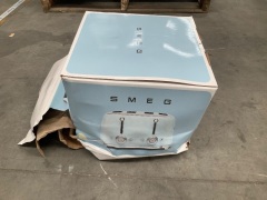 Smeg 50's Retro Style 4 Slot Wide Toaster - Cream TSF03CRAU - 3