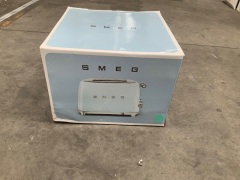 Smeg 50's Retro Style 4 Slot Wide Toaster - Pastel Green TSF03PGAU - 2