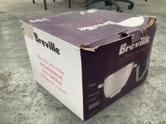 Breville The Freeze & Mix Ice Cream Maker White BEM002WHT - 3