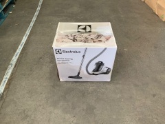 Electrolux Ease C3 Origin Vacuum Cleaner - Ice White EC31-2IW - 2