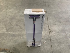 Dyson Cyclone V10 Animal Stick Vacuum V10ANIMALV2 - 2