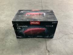 Miele Complete C3 Cat and Dog Vacuum Cleaner COMPLTC3CDAR3 - 2