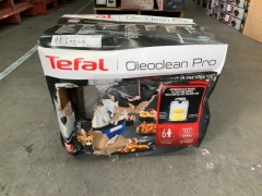 Tefal Oleoclean Deep Fryer with Digital Timer FR8040 - 2