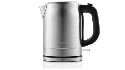 Bundle of Kambrook Pour with Ease 1.7L Kettle KKE280WHT and Sunbeam Maestro 1L Compact Kettle KEM1100SS