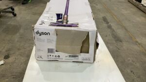 Dyson Cyclone V10 Animal Stick Vacuum V10ANIMALV3 - 3