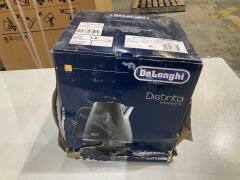 DeLonghi Distinta Moments 1.7L Kettle - Sunset Black KBIN2001BLK - 2