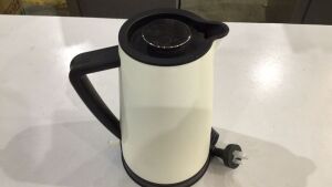 Trent and Steele 1.7L Kettle White TS890WH - 3