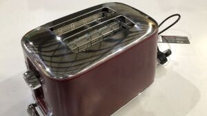 The Toast Luxe 2 Slice Toaster Red Velvet Cake BTA735RVC4IAN1 - 4