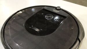 iRobot Roomba Robotic Vacuum i7+ - 5