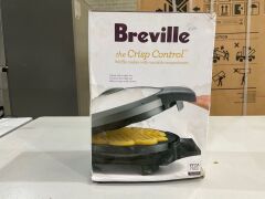 Breville The Crisp Control Waffle Maker BWM250BSS - 2