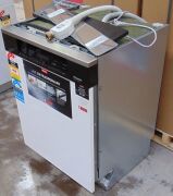 Miele Semi-Integrated Dishwasher G6827SCICLSTXXL - 5